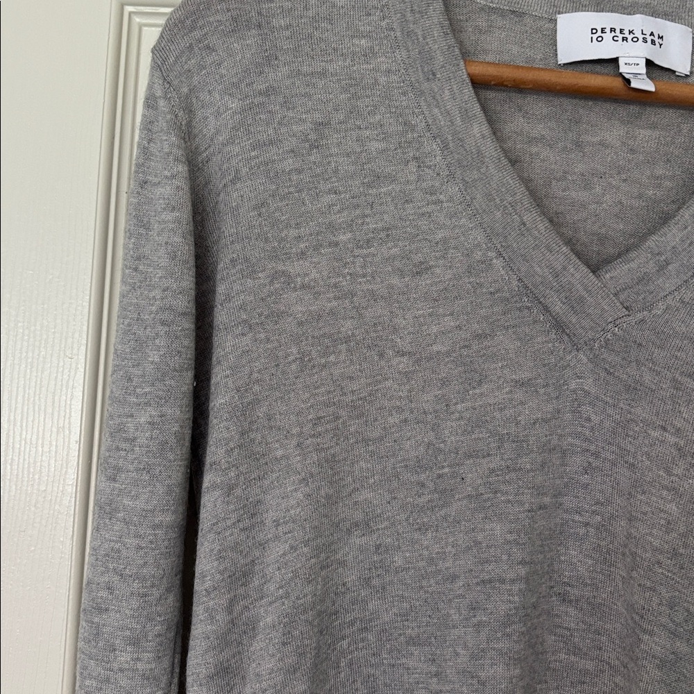 Derek Lam 10 Crosby grey sweater chain detail fringe - Picture 5 of 6